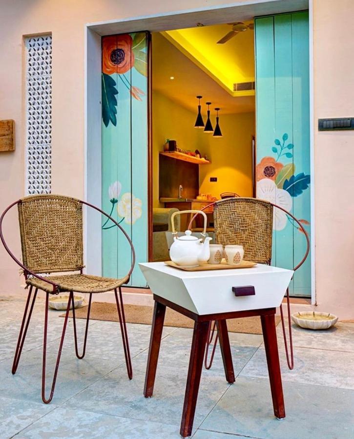 Parijat Private Pool Villa 1, 2 And 3 Bhk Udaipur Bagian luar foto