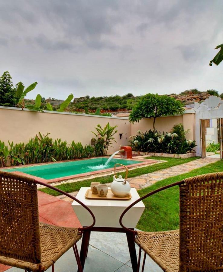 Parijat Private Pool Villa 1, 2 And 3 Bhk Udaipur Bagian luar foto