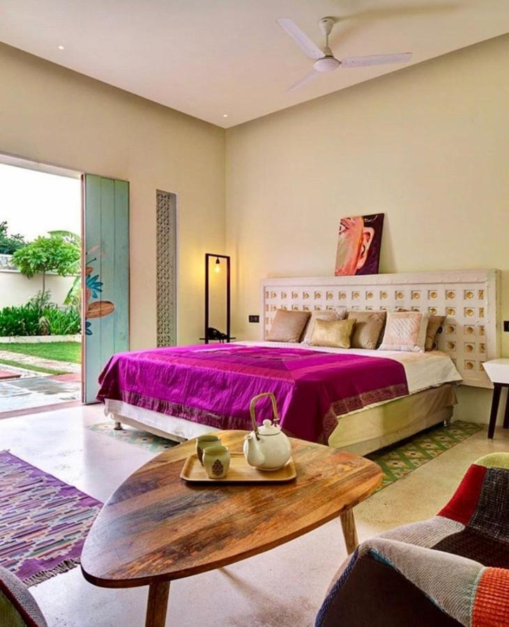 Parijat Private Pool Villa 1, 2 And 3 Bhk Udaipur Bagian luar foto