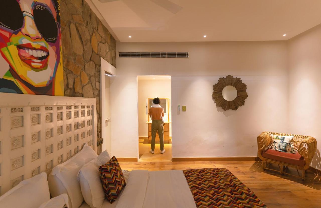 Parijat Private Pool Villa 1, 2 And 3 Bhk Udaipur Bagian luar foto